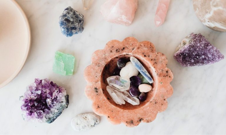 The 10 Easiest Ways To Identify Classify Crystals Healing Crystals Shop